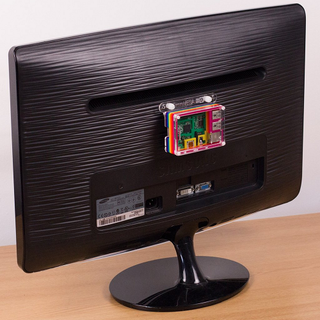OmniVESA - VESA mount til Raspberry Pi.