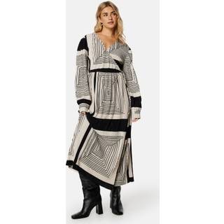 Tobina L/S Wrap Dress