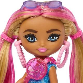 Barbie Extra Mini Minis Dukke - 3,25 tommer høj, blonde fletninger med lyserøde striber, blå kjole, tilbehør og stativ