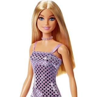 Barbie i en lilla polka dot kjole