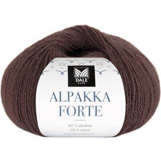 Dale Alpakka Forte 734 Brun Indhold: 80% alpaca, 20% nylon Vægt/længde: 50 g = ca. 133 meter Anbefalede pinde: 2.5-3.5 mm Strikkefasthed: 10 cm = 26-27 m på pind 2.5-3 mm / 25 m på pind 3.5 mm Vask: Uldvask30 °C / Vaskes med vrangen ud / Brug vaskemiddel til ud/silke / Brug ikke skyllemiddel / Tørres fladt.