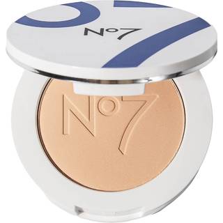 No7 Lift & Luminate Triple Action Powder - Lys - Presset makeupindstillingspulver til ansigt - Kompakt indstillingspulver reducerer udseendet p?