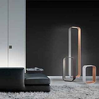Pablo Contour Bordlampe Lille Graphite/Egetræ