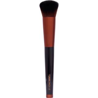Danessa Myricks Beauty Yummy Face 1.0 All Over Complexion Brush