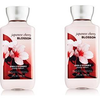Bath & Body Works Japanese Cherry Blossom Signature Collection 2-pak kropslotion, 8 oz pr. stk (16 oz i alt), Ny formel