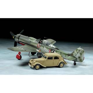 1/48 Focke-Wulf Fw190 D-9 JV44 & Citroën Traction