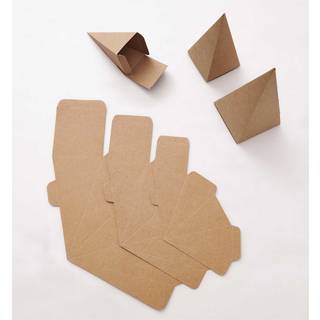 Paper Poetry Adventskalender Bäume 24 Stück - Kraftpapier