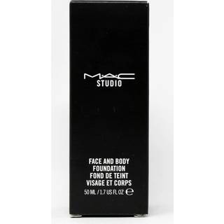 M.A.C. Studio Face and Body Foundation 50 mL - C2
