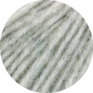 Lana Grossa Ecopuno Chunky 124 Lysegrå meleret Indhold: 48% bomuld, 33% ren ny merinould, 19% baby alpaca Vægt/Længde: 50 g = ca. 70 meter Anbefalede pinde: 7-8 mm Strikkefasthed: 10 x 10 cm = 13 m x 17 p Vask:Håndvask / Tørres fladt.