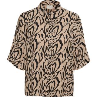 KAcriti Shirt