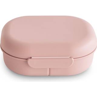 Mushie Madkasse, Blush