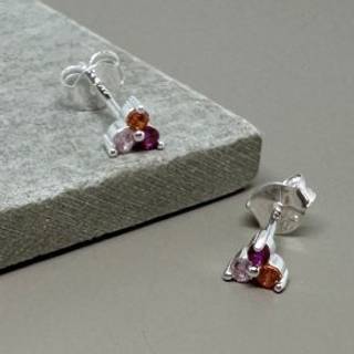 GUNNVA PINK EARSTUD | SILVER