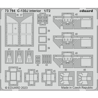 C-130J interior 1/72 ZVEZDA