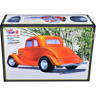 Skill 2 Model Kit 1934 Ford Street Rod 5-Window Coupe 1/25 skala model af AMT