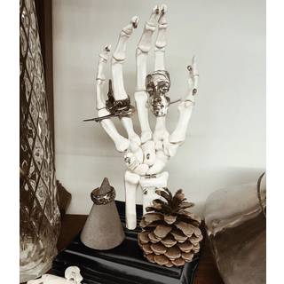 Skeletthand Schmuckhalter