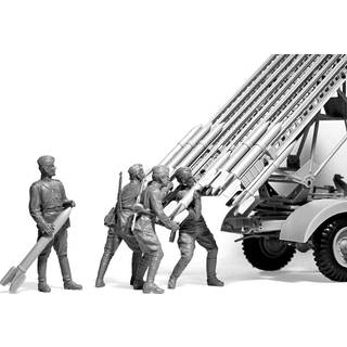 BM-13-16 on W.O.T. 8 chassis with Soviet Crew