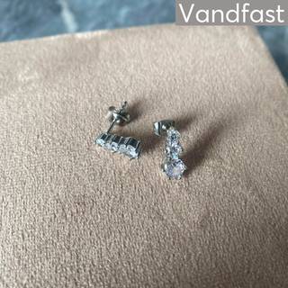 ANNEBRAUNER Genova Earrings