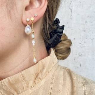 DARA EARSTUD | GOLDEN