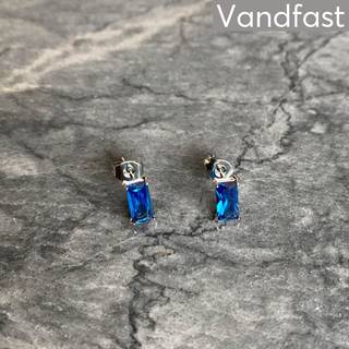 ANNEBRAUNER Empress 4x8mm Earrings Sapphire