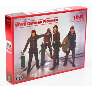 WWII German Firemen (4 figures)