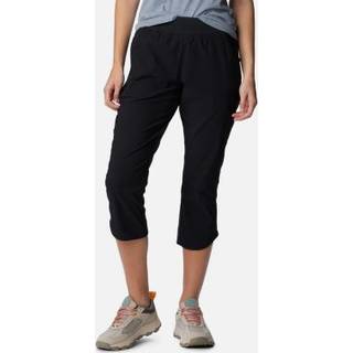 Leslie Falls Capri Black