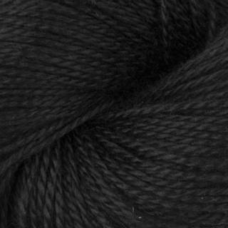 BC Garn Jaipur Peace Silk 47 Sort Indhold: 100% silke Vægt/længde: 50 g = ca. 300 meter Anbefalede pinde: 2-3 mm Strikkefasthed: 10 x 10 cm = 24 m Vask: Håndvask.