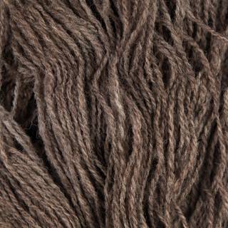 Järbo 2 tr Ull 100g 74111 Almond Indhold: 100% Uld Vægt/længde: 100 g = ca. 300 meter Anbefalede pinde: 3.50 mm Strikkefasthed: 10 x 10 cm = 21 m x 30 p Håndvask / Tørres fladt.