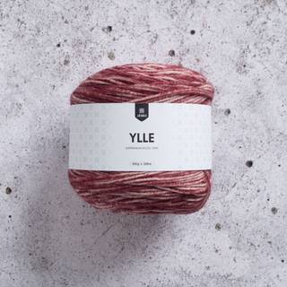 Järbo Ylle 100g 15409 Red Risk Indhold: 100% Uld Superwash Vægt/længde: 100 gram = ca. 208 meter Anbefalede pinde: 4 mm Strikkefasthed: 10 x 10 cm = 19m x 27p Hæklefasthed: 10 x 10 cm = 21fm x 27p Finvask, max 30°C / Tørres fladt.
