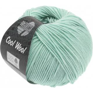 Lana Grossa Cool Wool 2030 Lys turkis Indhold:100% ren ny, ekstrafin merinould Vægt/Længde:50 g = ca. 160 meter Anbefalede pinde: 3.00-3.50 mm Strikkefasthed:10 x 10 cm = 24 m x 34 p Vask:Finvask 30º/ Tørres fladt.