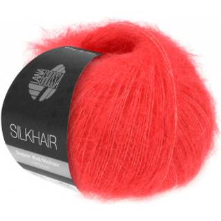 Lana Grossa Silkhair 147 Jordbærrød Indhold: 70% mohair, 30% silke Vægt/Længde: 25 g = ca. 210 meter Anbefalede pinde: 4.50-5.00 mm Strikkefasthed: 10 x 10 cm = 22 m x 27 p Vask:Håndvask / Tørres fladt.