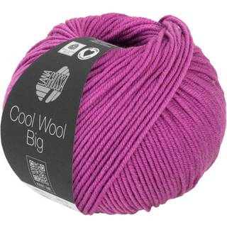 Lana Grossa Cool Wool Big 1017 Fuchsia Indhold:100% ren ny, ekstrafin merinould Vægt/Længde: 50 g = ca. 120 meter Anbefalede pinde: 3.50-4.00 mm Strikkefasthed: 10 x 10 cm = 19 m x 26 p Vask:Finvask 30º/ Tørres fladt.