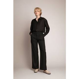 MUNTHE LALALU SILK - BLACK Top Sort