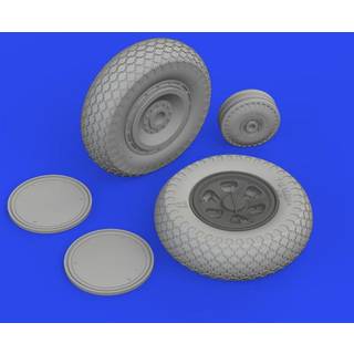 P-47D wheels cross tread 1/48