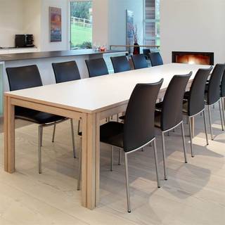 Skovby SM24 spisebord - Hvidolieret eg / hvid laminat