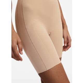 Chantelle - Body med shaping effekt og shorts - Basic Shaping - Beige