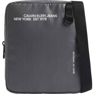 Calvin Klein Crossovers Sport Essential - Grå