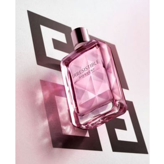 GIVENCHY Parfumer-til-kvinder IRRESISTIBLEVery FloralEau de Parfum Spray 50 ml (10.080,00 kr / 1 l) - 50 ml
