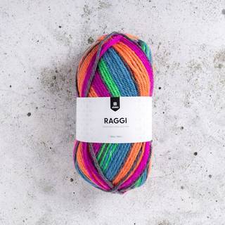Järbo Raggi 100g 15215 Strobe lights Indhold: 70% Superwash Uld / 30% Polyamid Vægt/længde: 100 gram = ca. 150 meter Anbefalede pinde: 4.50 - 5.50 mm Strikkefasthed: 10 x 10 cm = ca 18 / 16m x 24 / 21p Anbefalet hæklenål: 4.50 mm Hæklefasthed: 10 x 10 cm = ca 14 fm x 17 p Maskinvask 40°C / Tørres fladt / Brug ikke skyllemiddel.