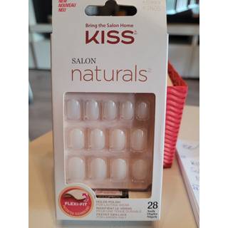 KISS Salon Naturals selvklæbende negle Stir It Up