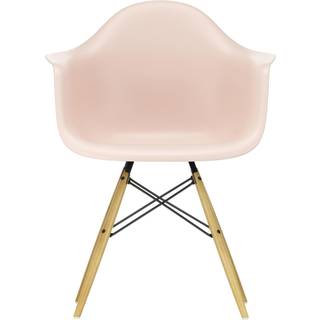 Vitra - Eames Plastic Armchair DAW - 41 Pale Rose - Golden Maple - Spisebordsstole - Charles & Ray Eames - Lyserød - Metal/Træ/Plast