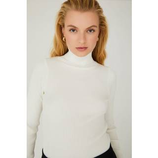 A-View - Rib Rollneck Blouse - 005 Off White