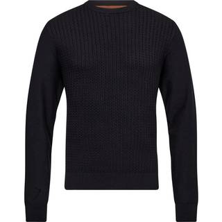 O-neck modern fit