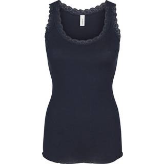 Ribbet singlet i silkemix