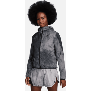 Nike Trail Repel Jacket Str. M Grå Dame - Vandafvisende løbejakke til trailrunning