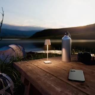 Nuindie pocket LED genopladelig bordlampe, beige, IP54, dæmpbar