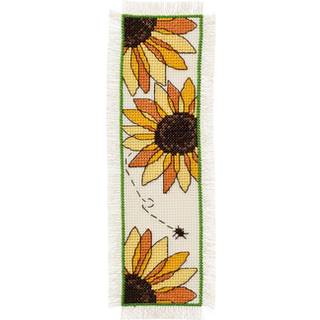 Broderikit Solsikker 7 x 22 cm Skab solsikker med broderisæt Korssting og stikkesting teknikker Dimensioner: 7x22 cm Sy på Aida 357/22, ivory farve Inspireret af solskinsgule blomster.