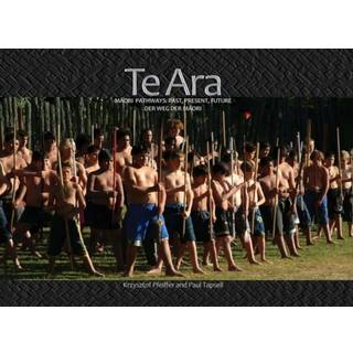 Te Ara (Maori, English, German Edition)