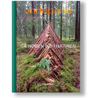 Undepend gå nøgen ind i naturen