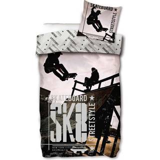 Sengetøj 140x200 cm - Børne Skater sengetøj med vendbart design - Streetstyle og skateboarding sengesæt i 100% bomuld