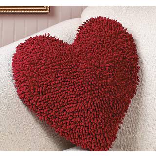Fun Express Heart Shaped Chenille Pillow - 14 tommer - Valentinsdag Home Decor